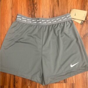 Nike Girls' Dri-FIT Trophy Training Short